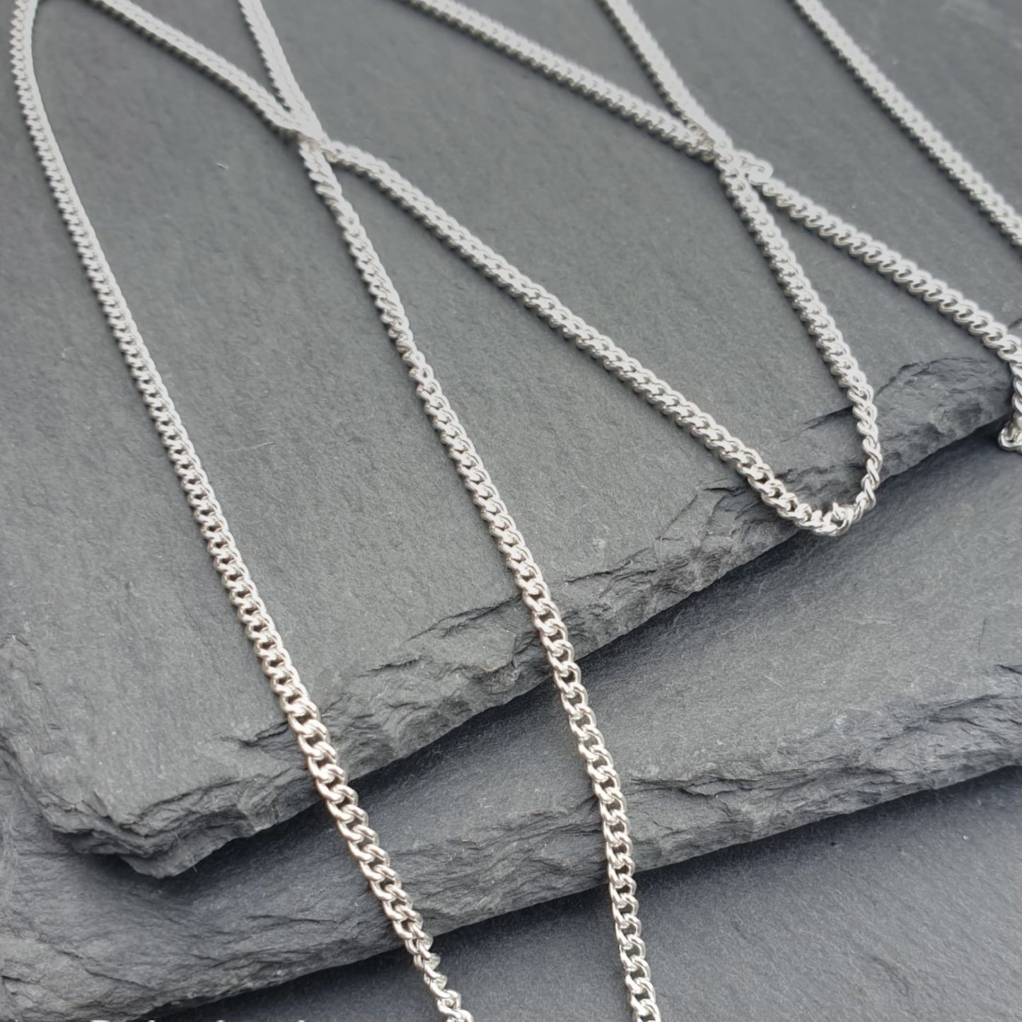 Chain Curb Necklace